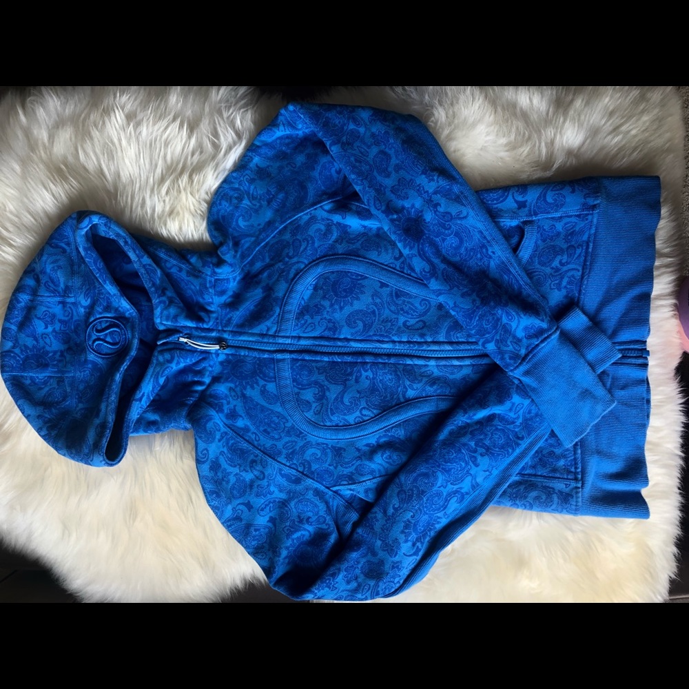 Lulu lemon “scuba” hoodie